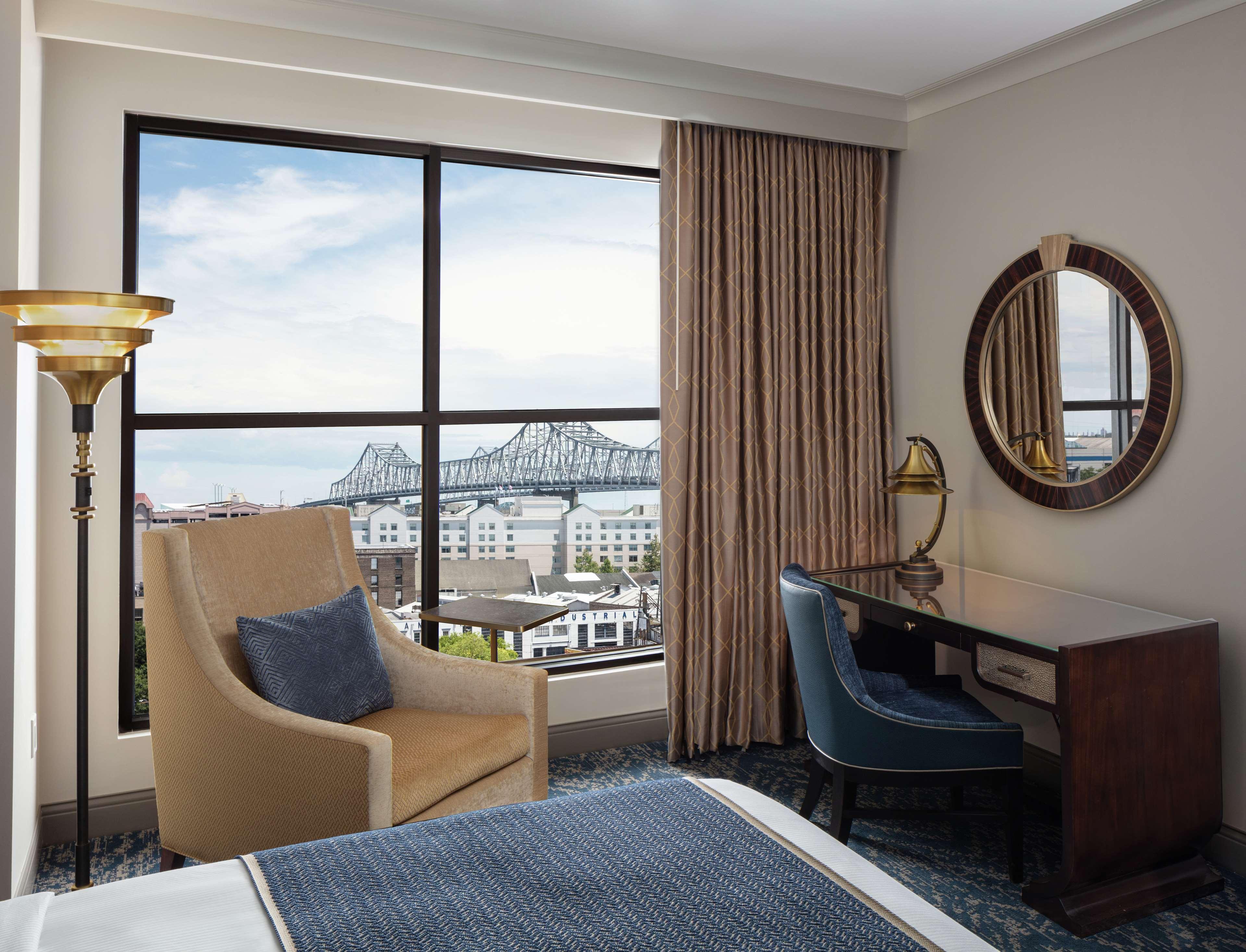 The Higgins Hotel New Orleans, Curio Collection By Hilton Eksteriør bilde
