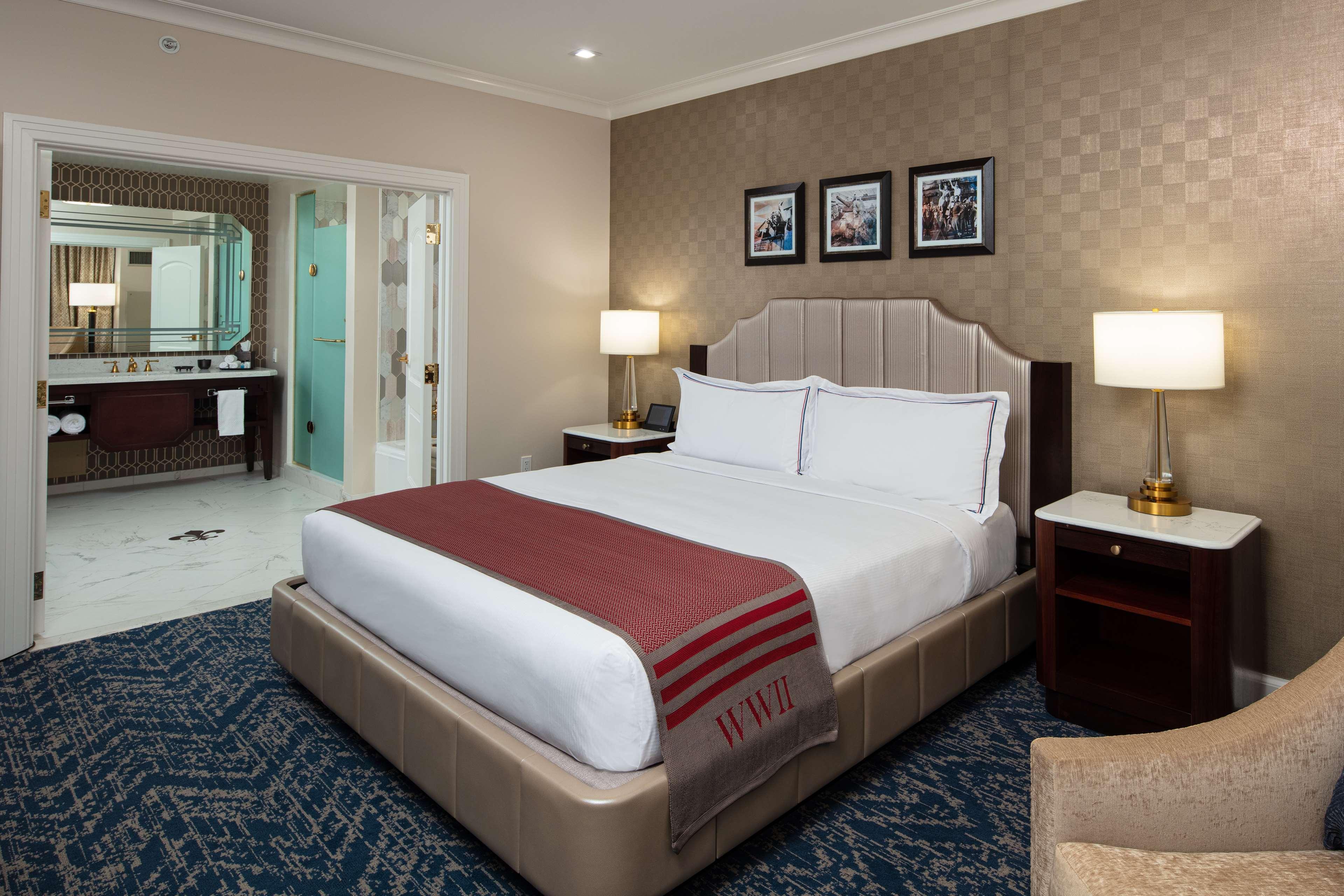 The Higgins Hotel New Orleans, Curio Collection By Hilton Eksteriør bilde