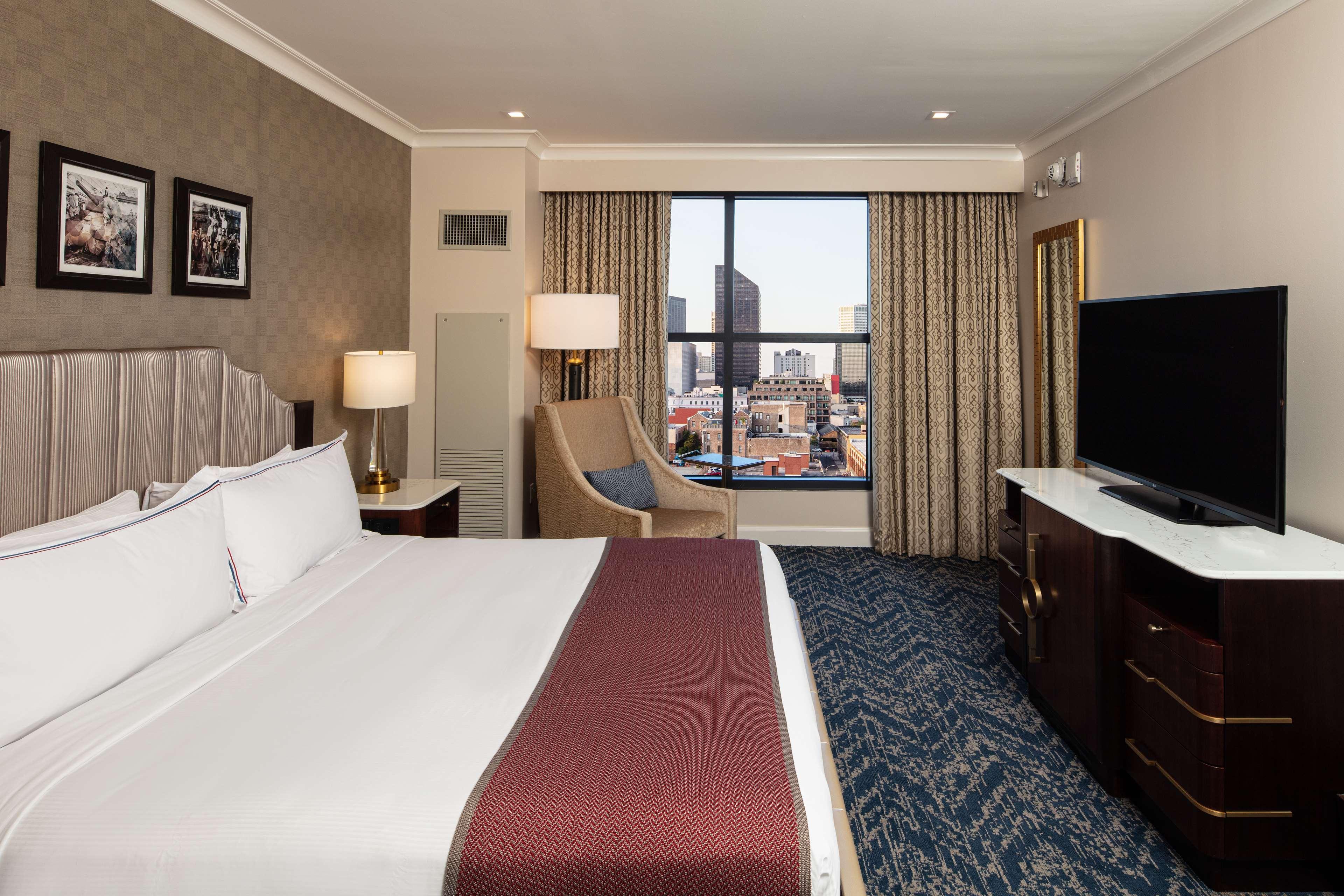 The Higgins Hotel New Orleans, Curio Collection By Hilton Eksteriør bilde