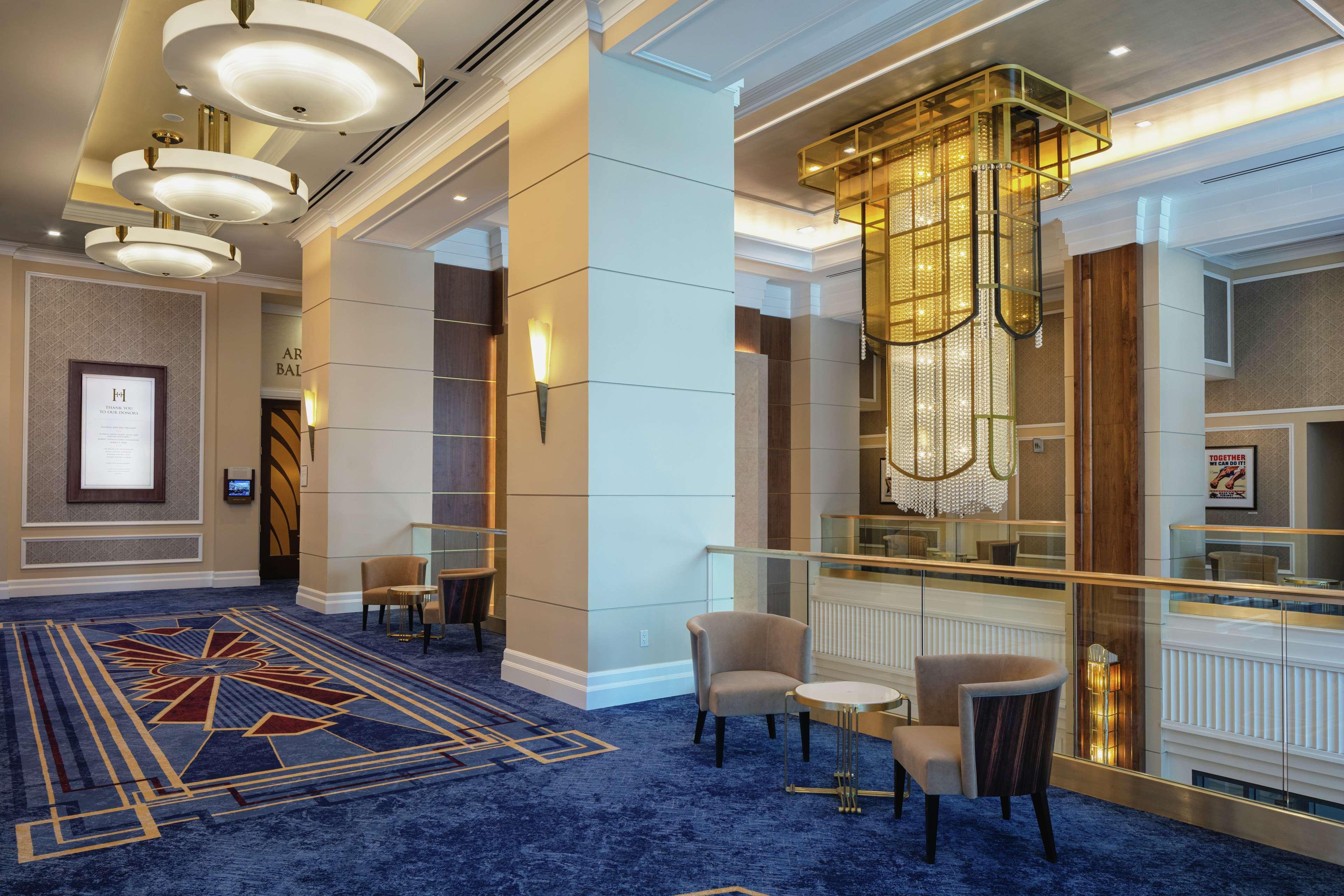 The Higgins Hotel New Orleans, Curio Collection By Hilton Eksteriør bilde