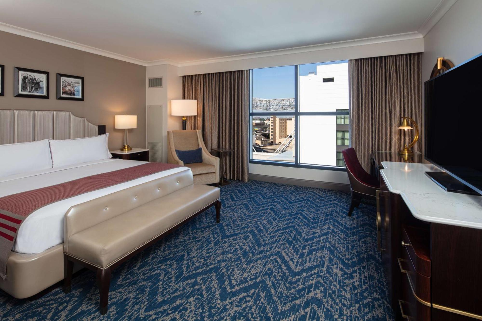 The Higgins Hotel New Orleans, Curio Collection By Hilton Eksteriør bilde