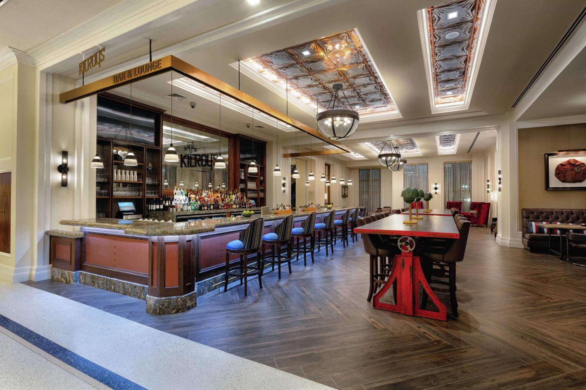 The Higgins Hotel New Orleans, Curio Collection By Hilton Eksteriør bilde