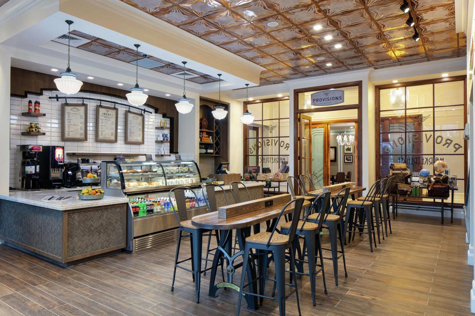 The Higgins Hotel New Orleans, Curio Collection By Hilton Eksteriør bilde